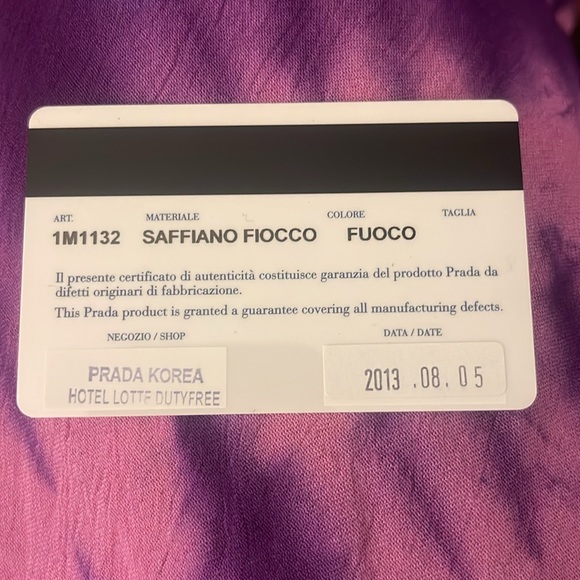 Prada red bow wallet - Picture 10 of 10